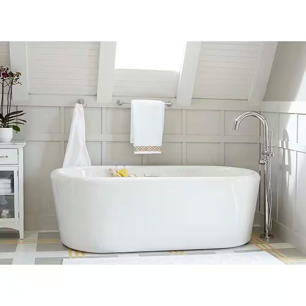 Contemporary round 1-Handle Freestanding Roman Tub Faucet for Flash Rough-In Valve with Hand Shower in Polished Chrome